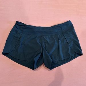 Lululemon Black Athletic Shorts with built-in lining